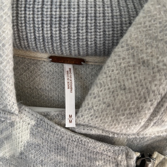 Free People Jacket - Picture 2 of 3